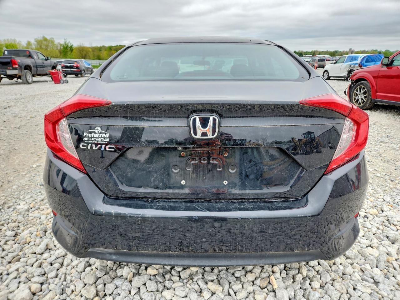 2017 Honda Civic Lx - Image 6