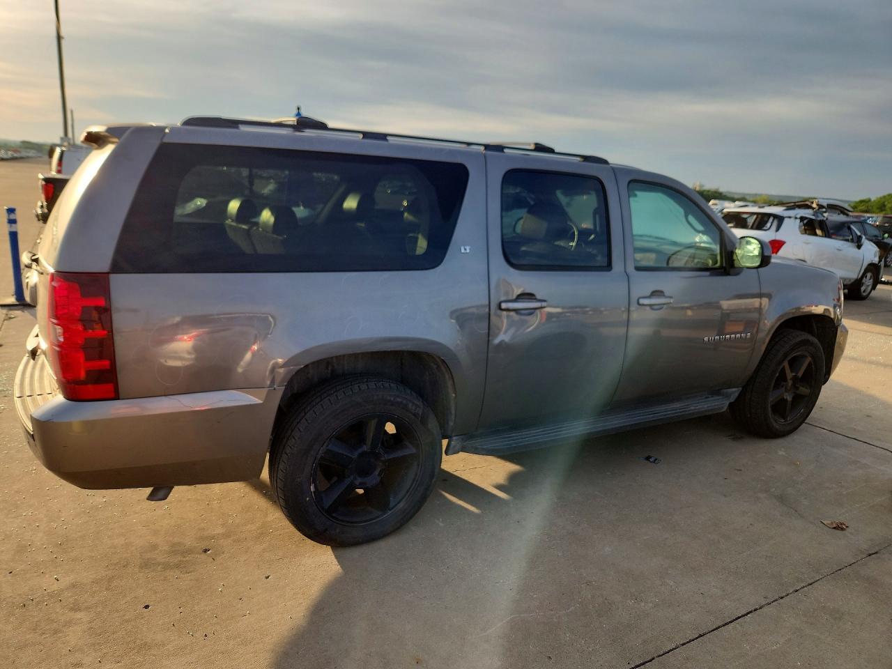 2009 Chevrolet Suburban C1500 Lt - Фото 3