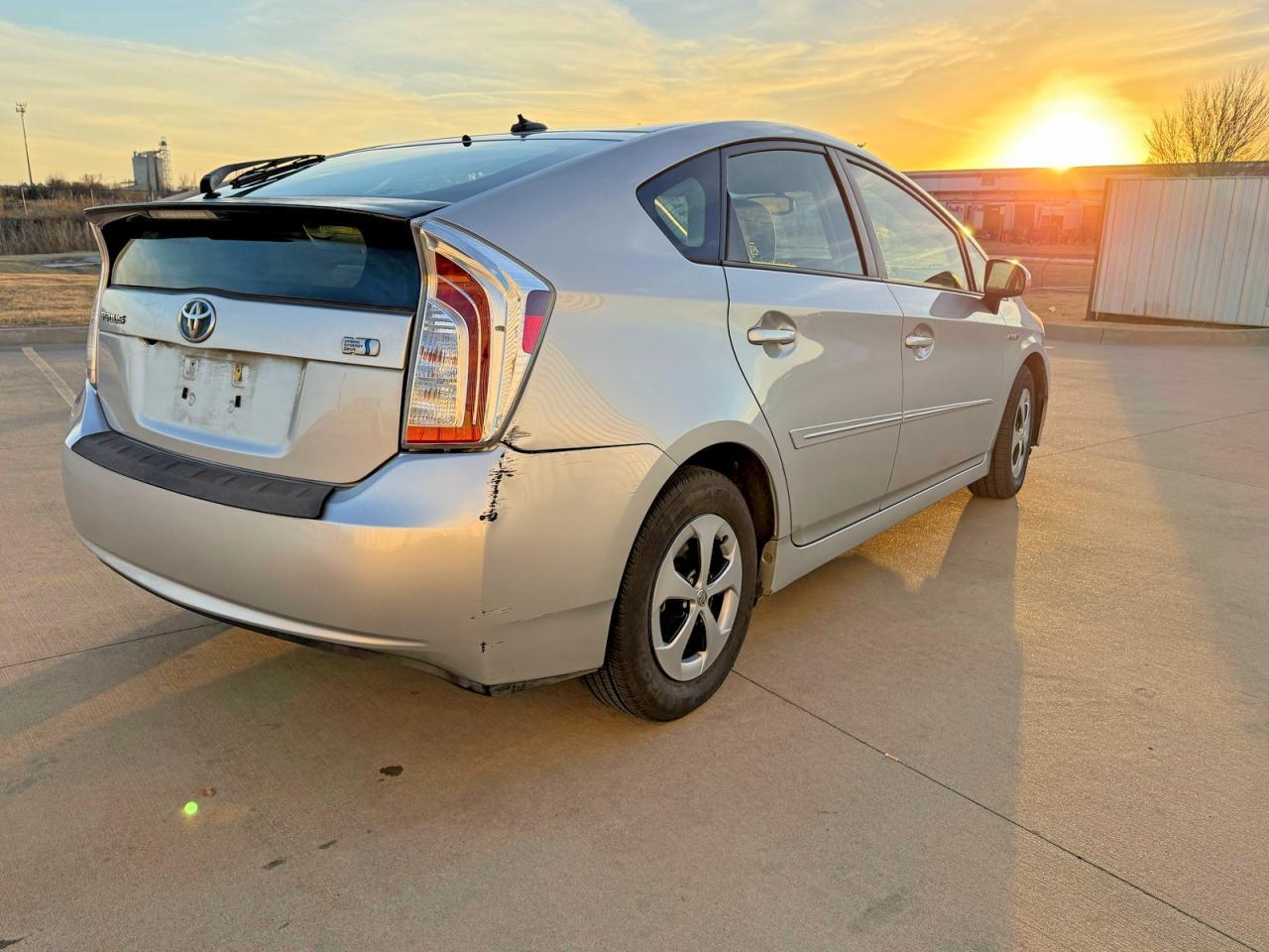 2012 Toyota Prius - Image 4