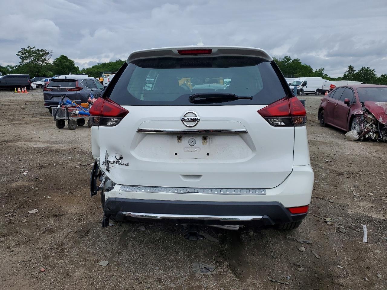 2018 Nissan Rogue S - Фото 6