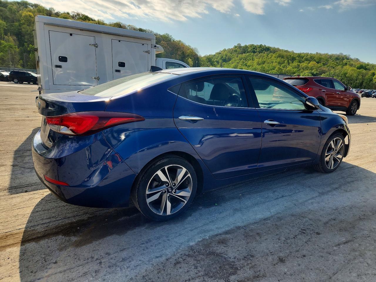 2015 Hyundai Elantra Limited - Фото 3