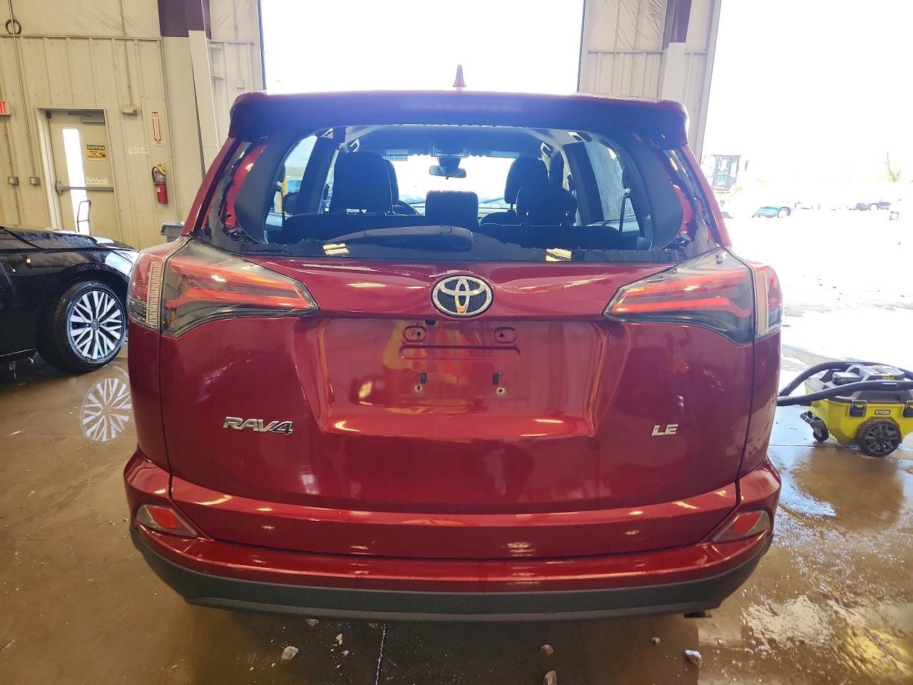 2018 Toyota Rav4 Le - Фото 6