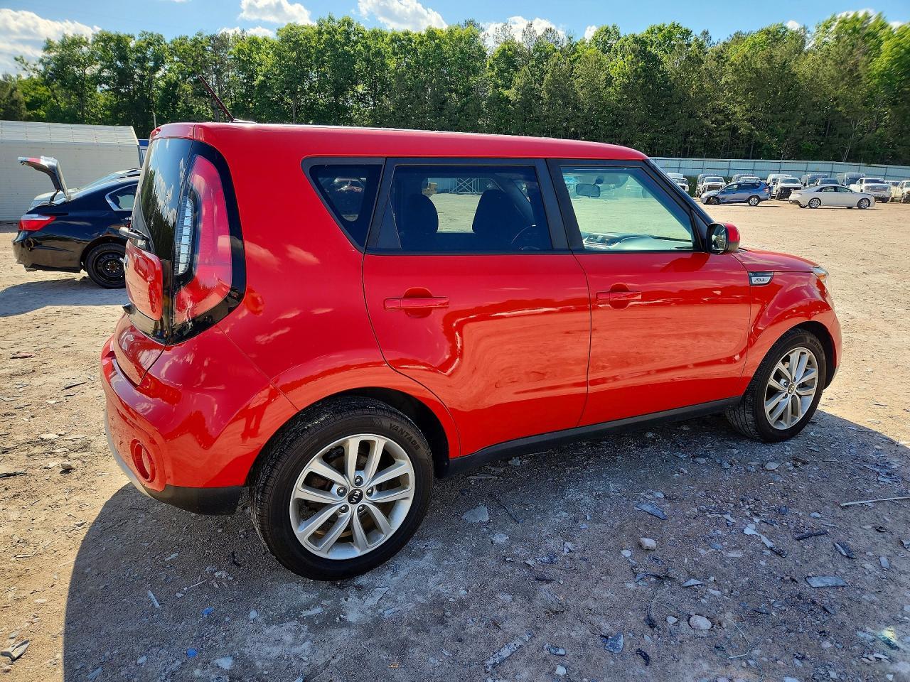 2018 Kia Soul + - Image 3