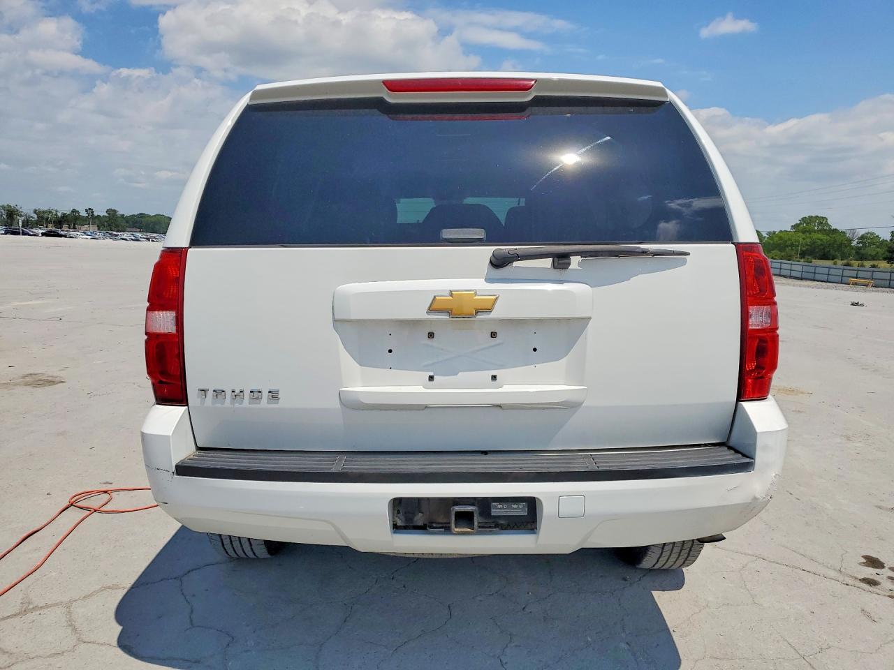 2013 Chevrolet Tahoe C1500 Ls - Image 6