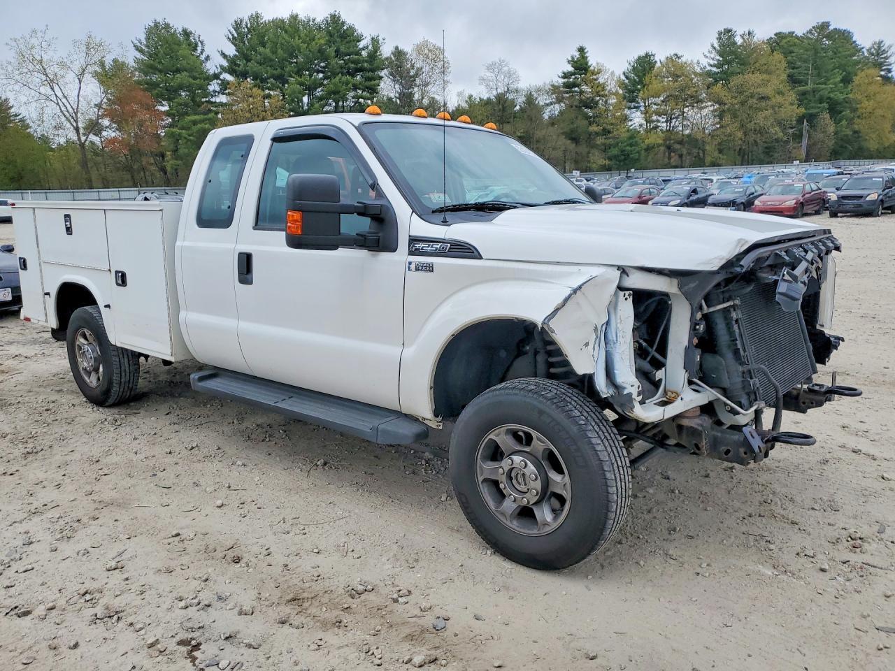 2015 Ford F250 Super Duty - Image 4