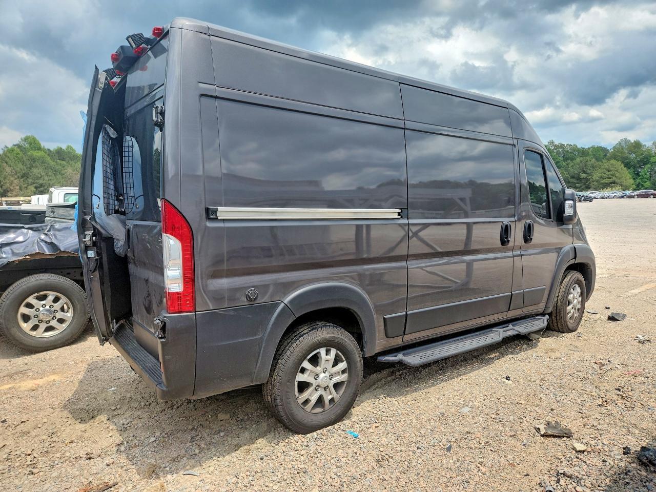 2024 Ram Promaster 2500 2500 High - Image 3