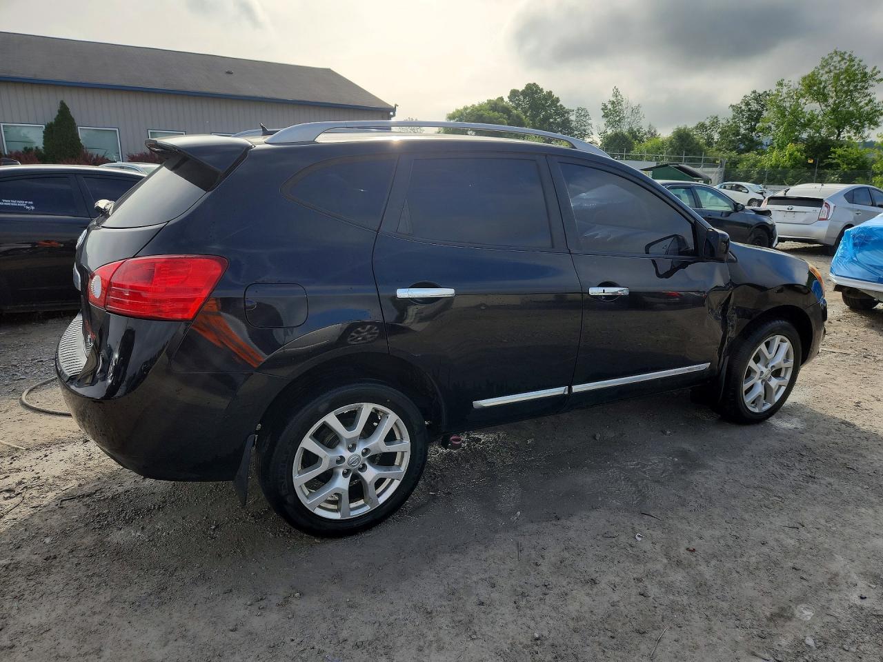 2012 Nissan Rogue S - Фото 3