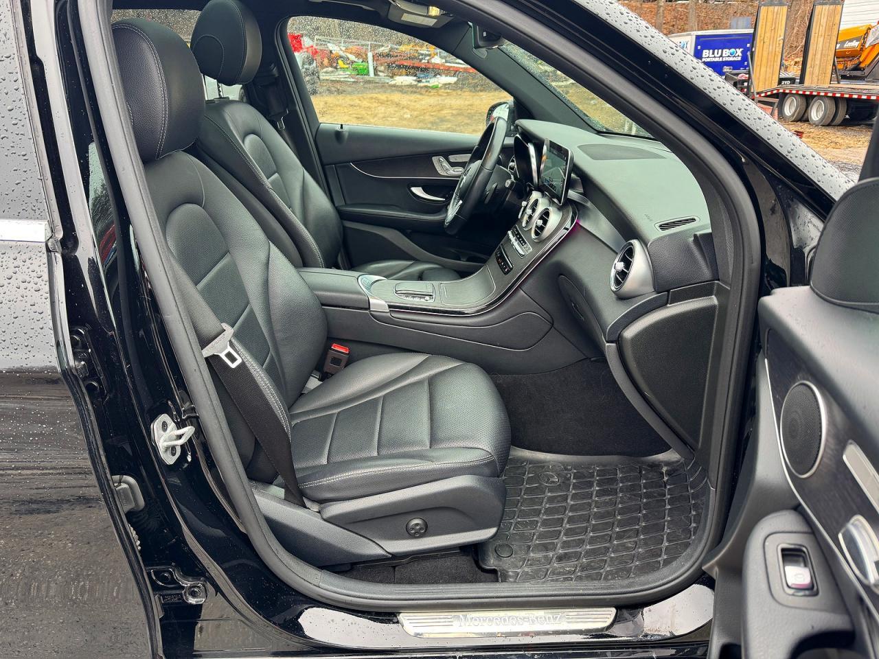2022 Mercedes-Benz Glc 300 4Matic - Image 5