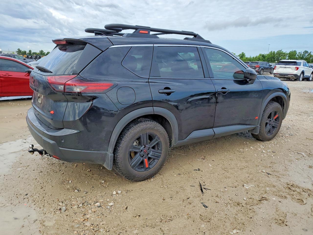 2025 Nissan Rogue Rock Creek - Фото 3