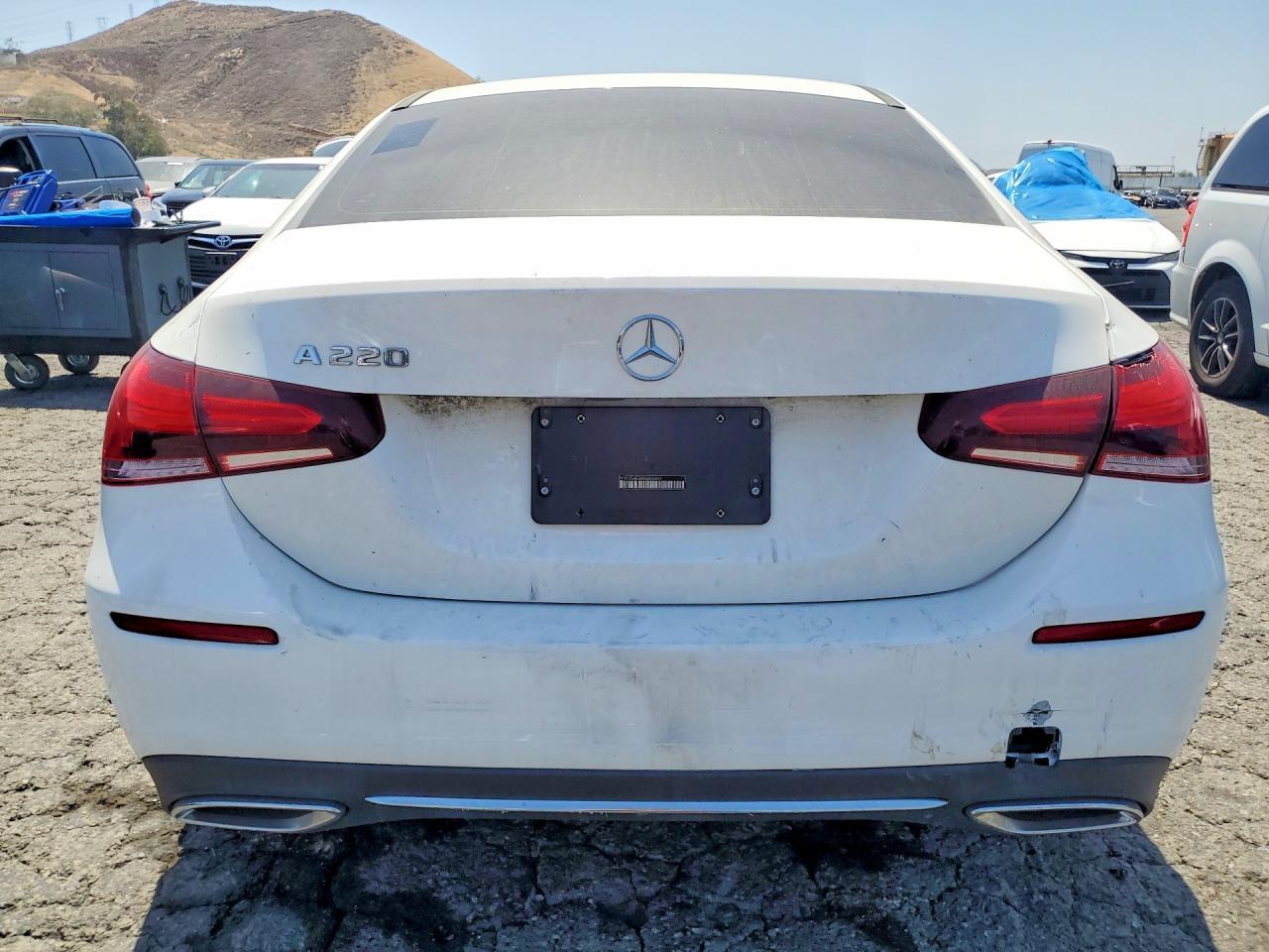 2022 Mercedes-Benz A 220 - Image 6