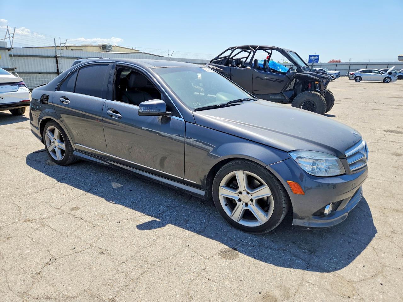 2010 Mercedes-Benz C-Class C300 4Matic - Image 4