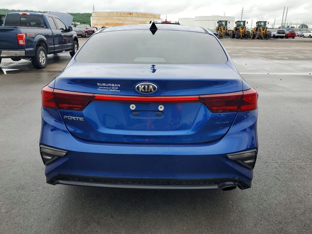 2020 Kia Forte Lxs - Image 6