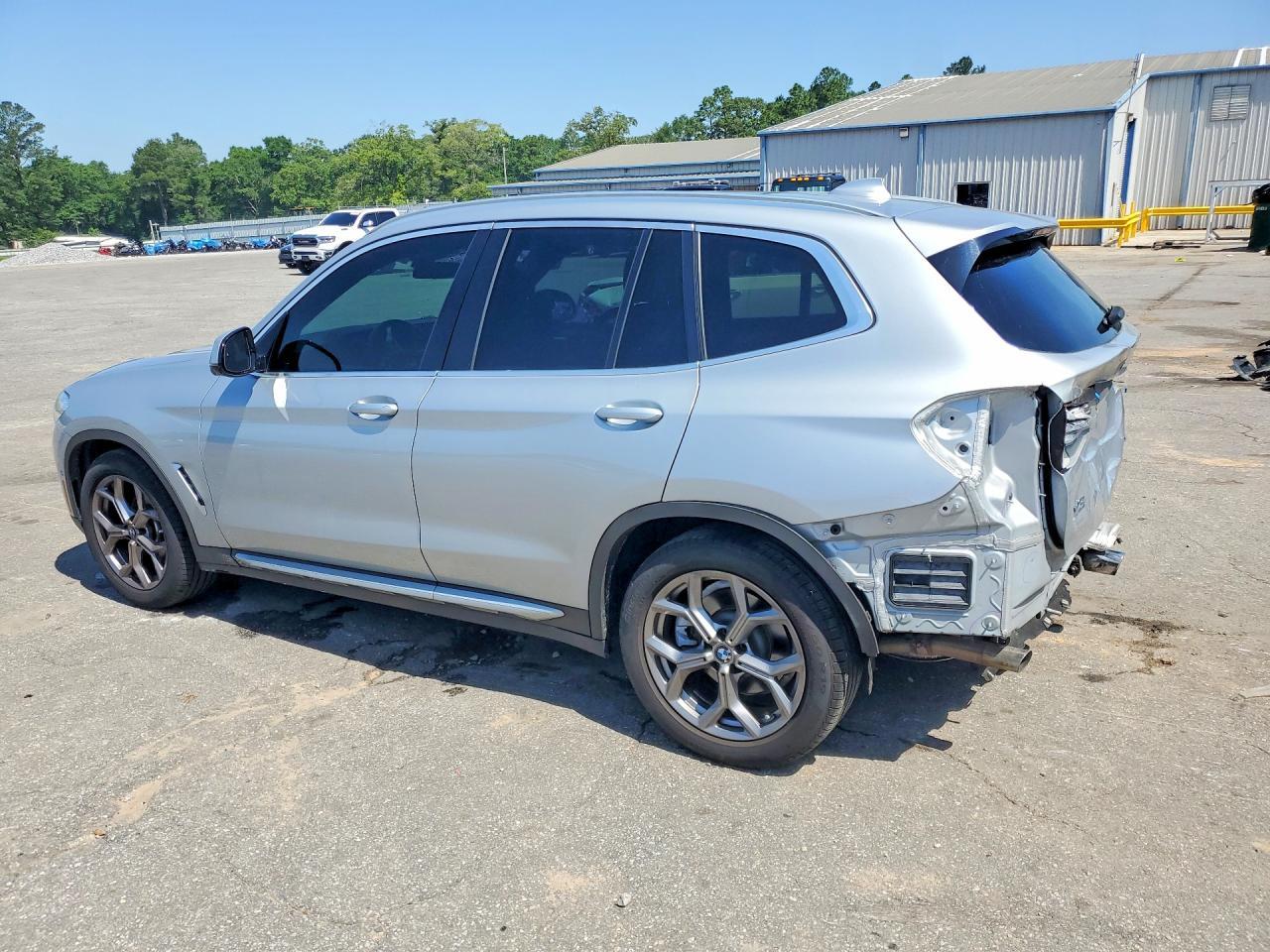 2021 BMW X3 xDrive30I - Фото 2