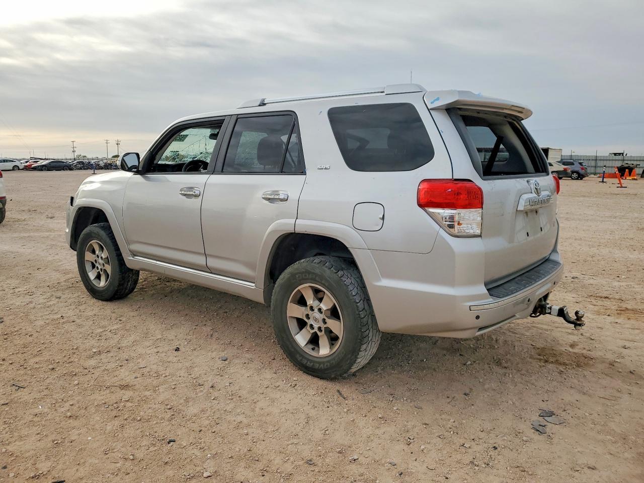 2010 Toyota 4Runner Sr5 - Image 2