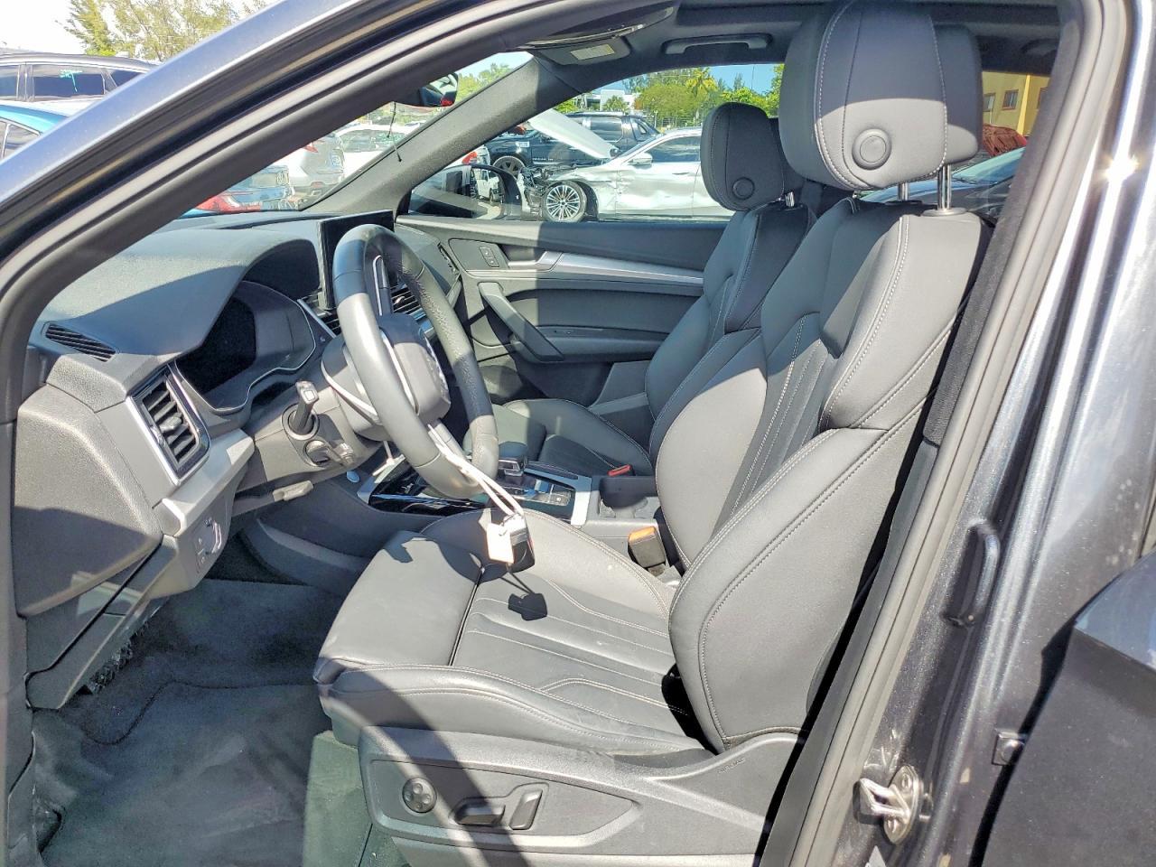 2024 Audi Q5 Premium 45 - Фото 7