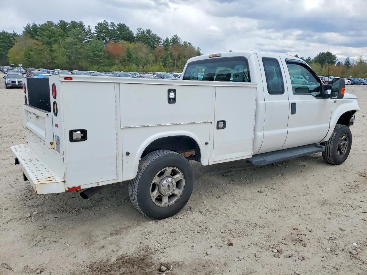 2015 Ford F250 Super Duty - Image 3