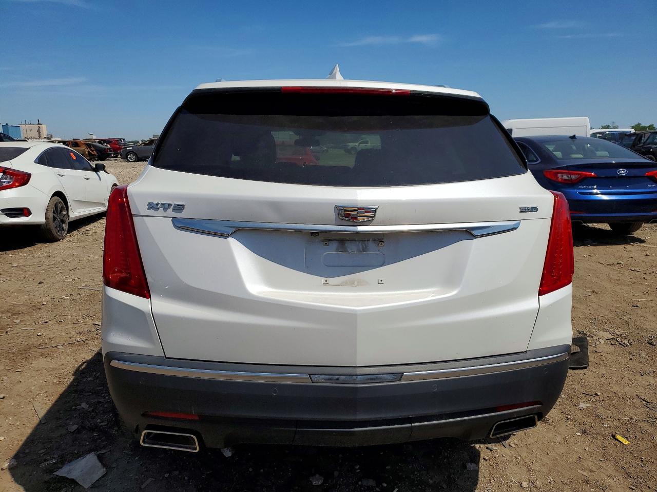 2017 Cadillac Xt5 Luxury - Фото 6