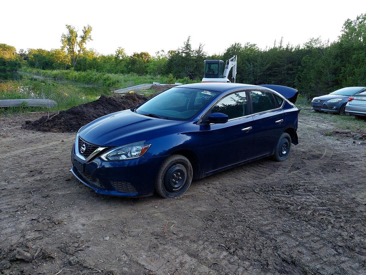2019 Nissan Sentra S - Image 2