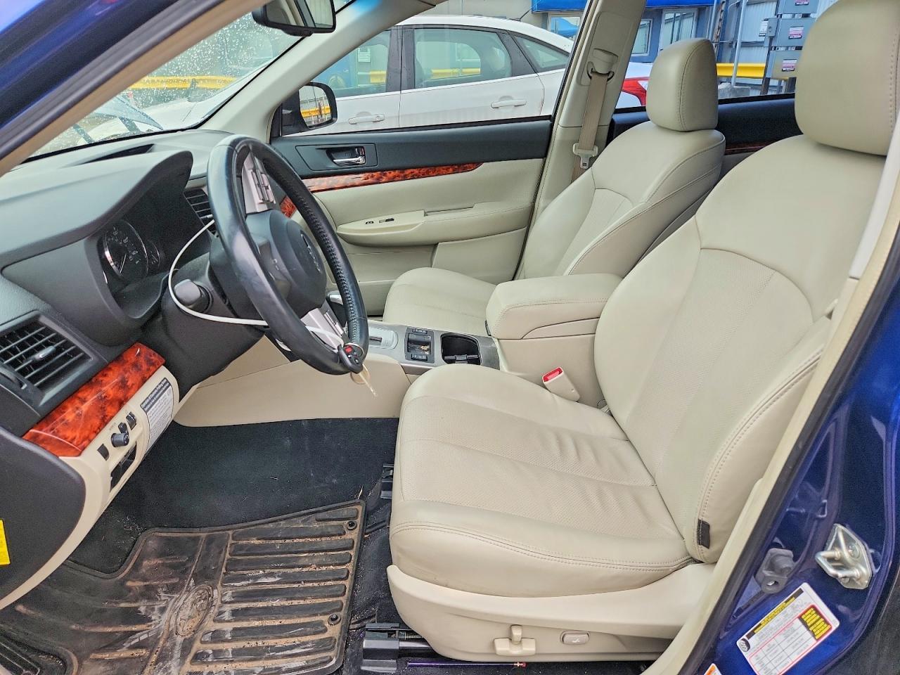 2011 Subaru Legacy 2.5I Limited - Фото 7