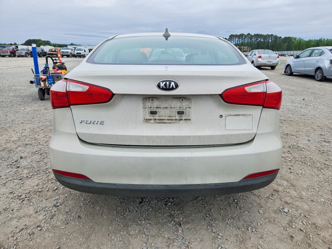 2015 Kia Forte Lx - Фото 6