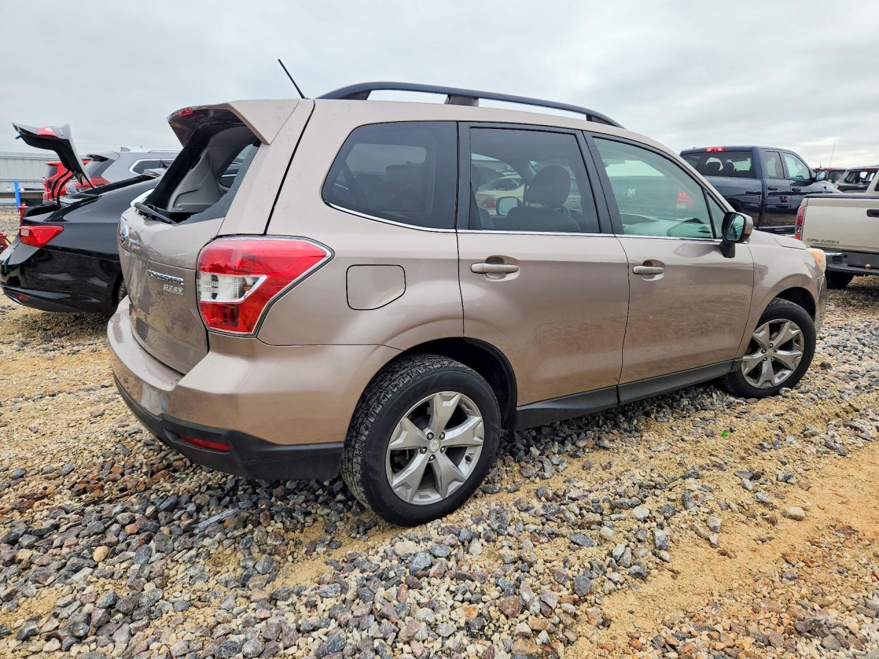 2014 Subaru Forester - Image 3