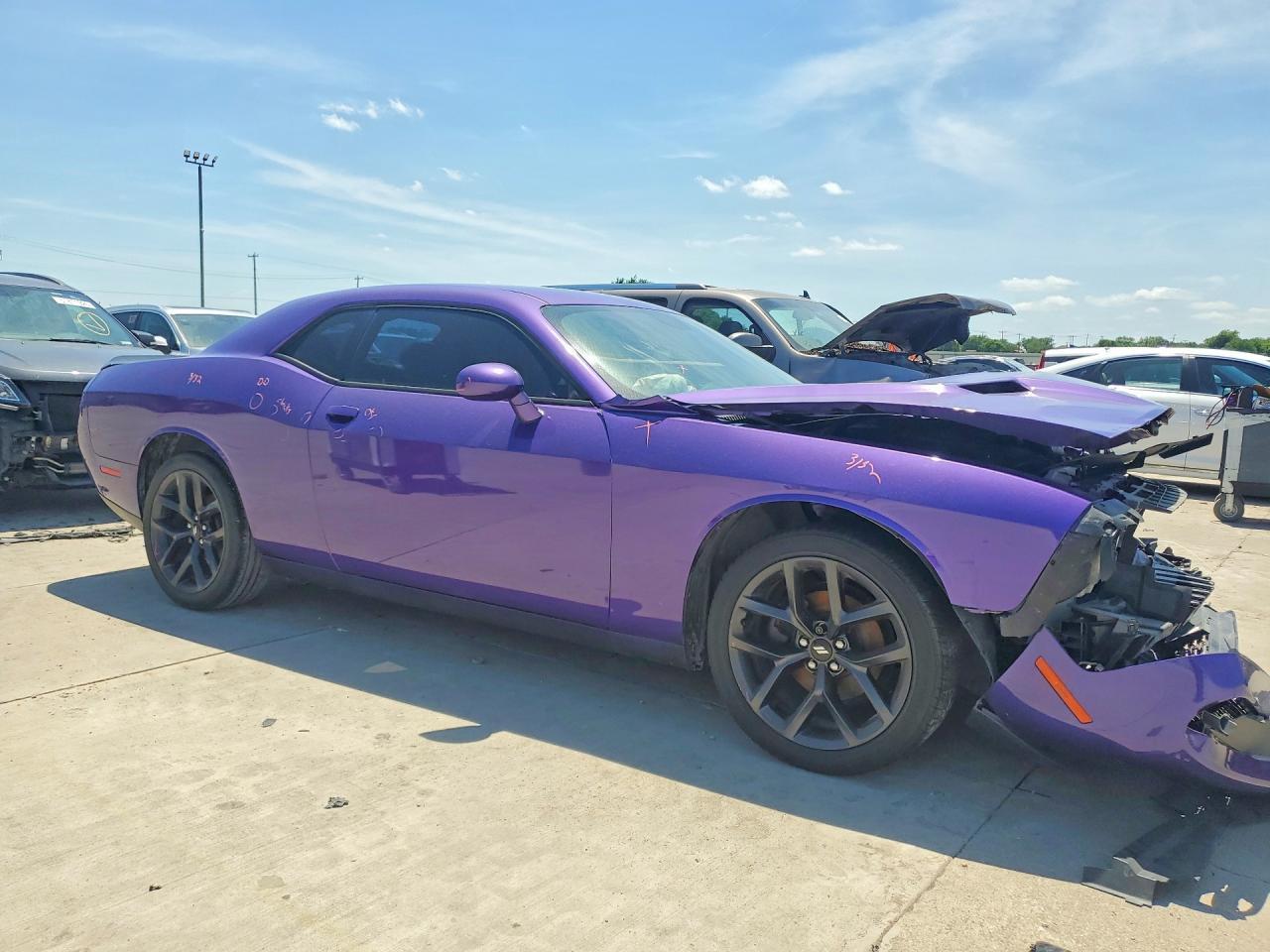 2019 Dodge Challenger Sxt - Image 4
