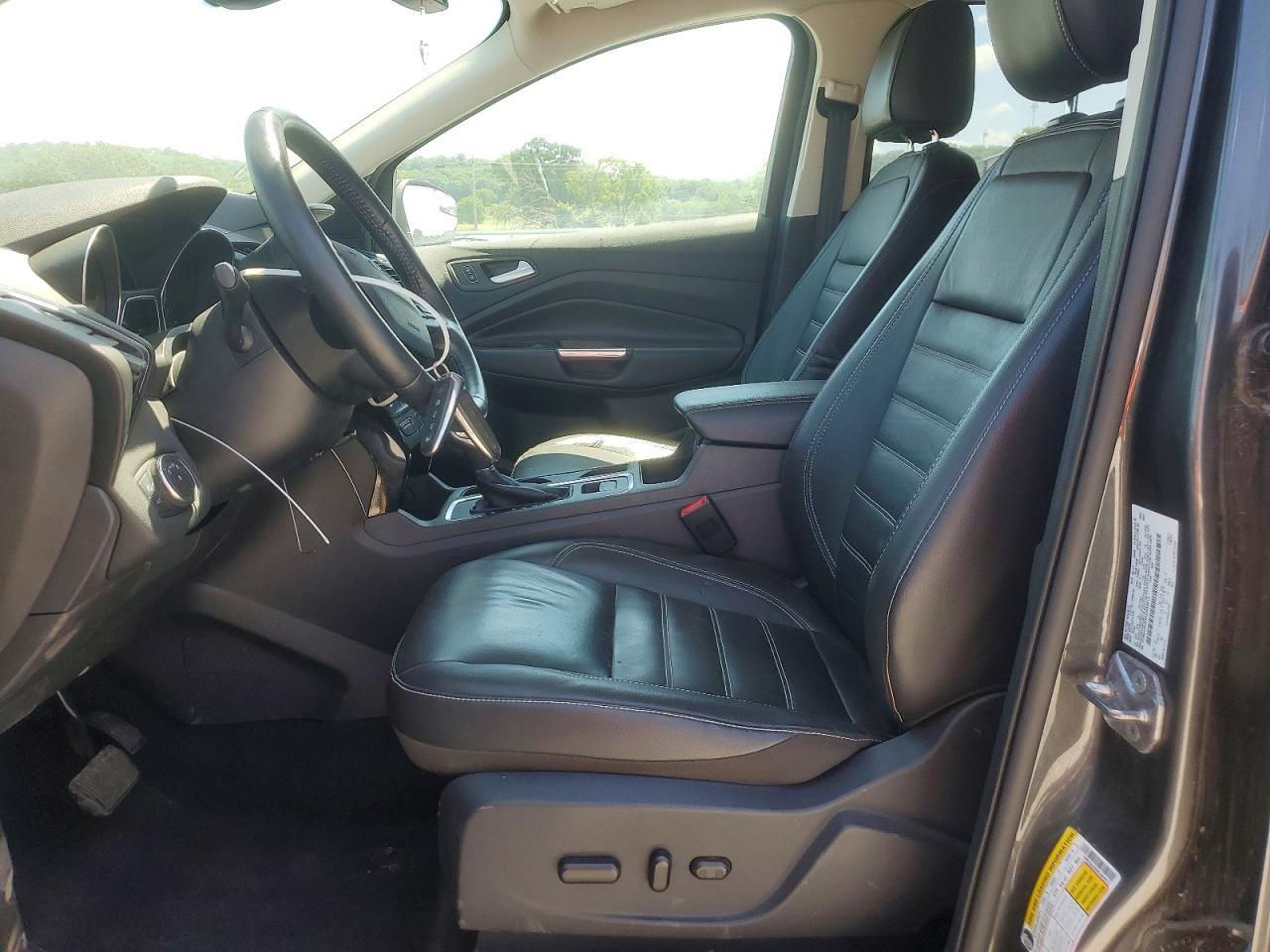 2019 Ford Escape Titanium - Image 7