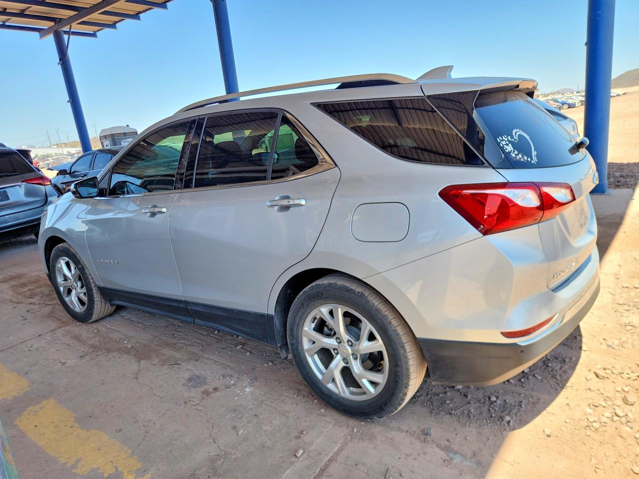 2018 Chevrolet Equinox Premier - Фото 2