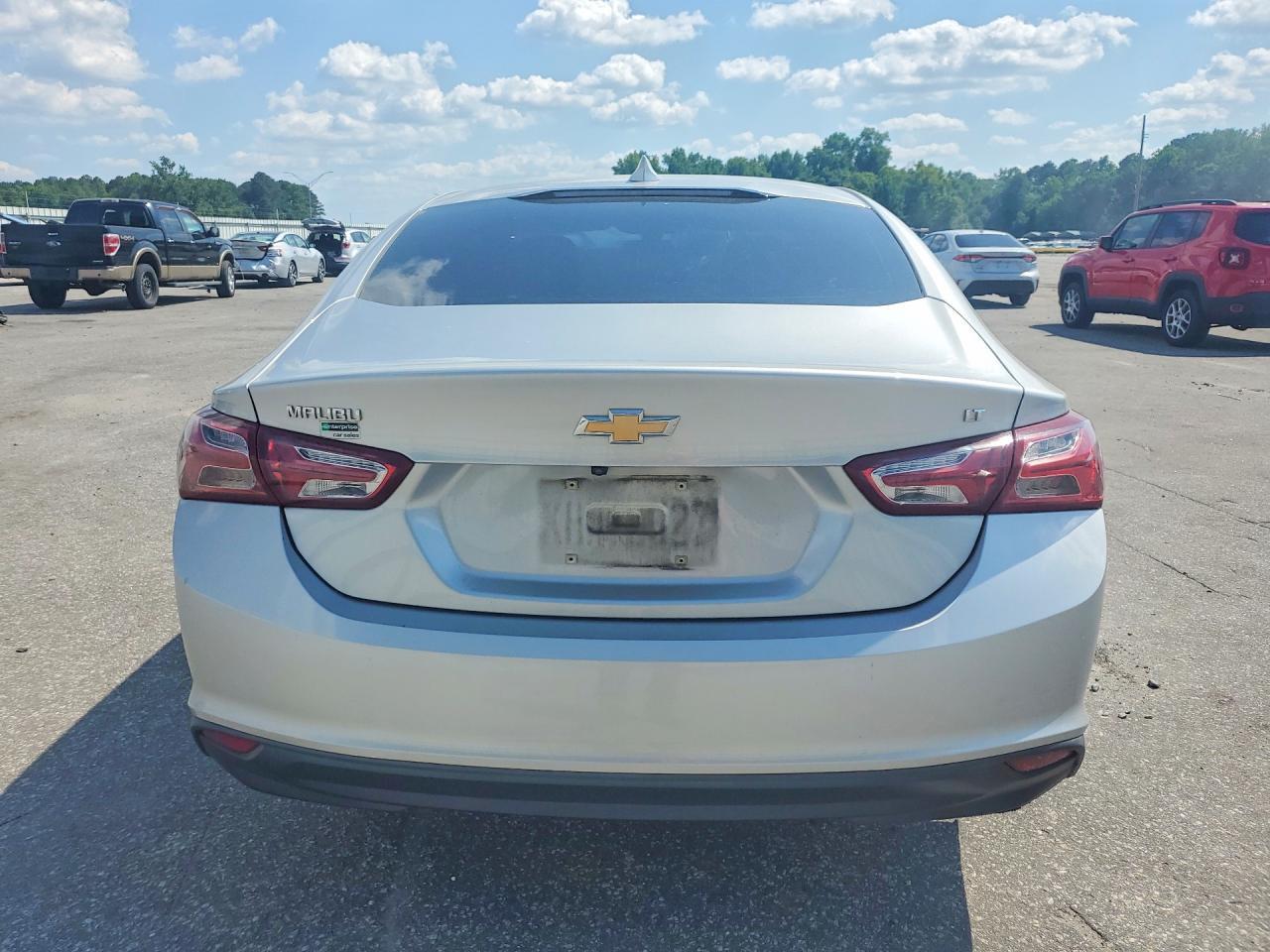 2019 Chevrolet Malibu Lt - Image 6