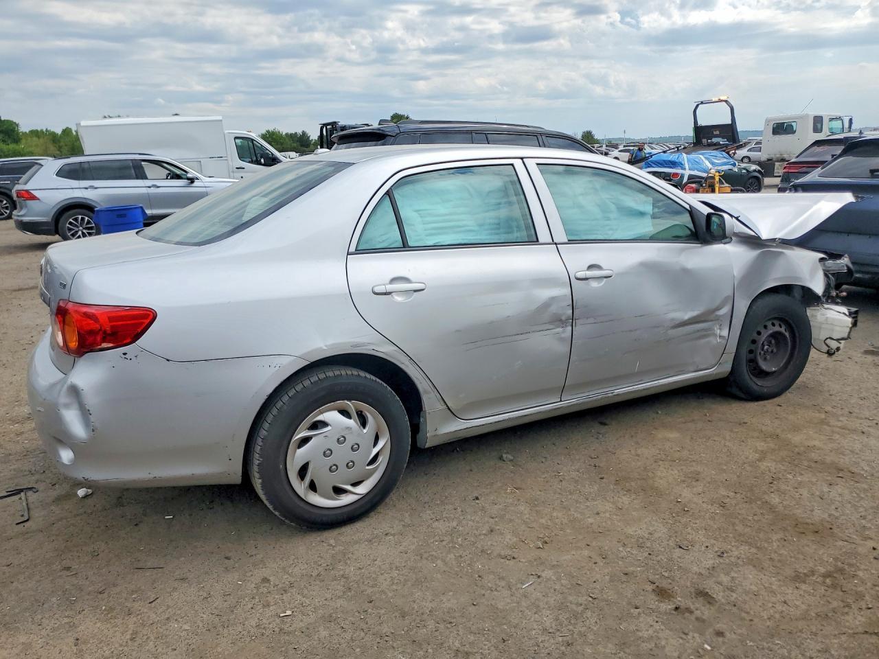 2009 Toyota Corolla Le - Фото 3