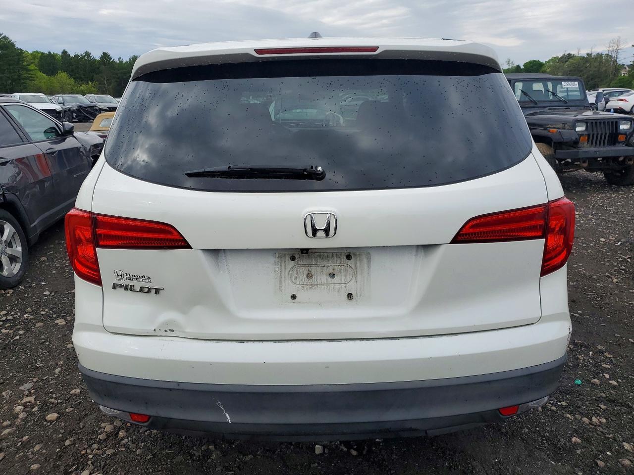 2016 Honda Pilot Ex - Image 6