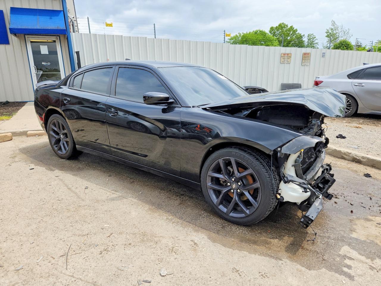 2020 Dodge Charger Sxt - Image 4