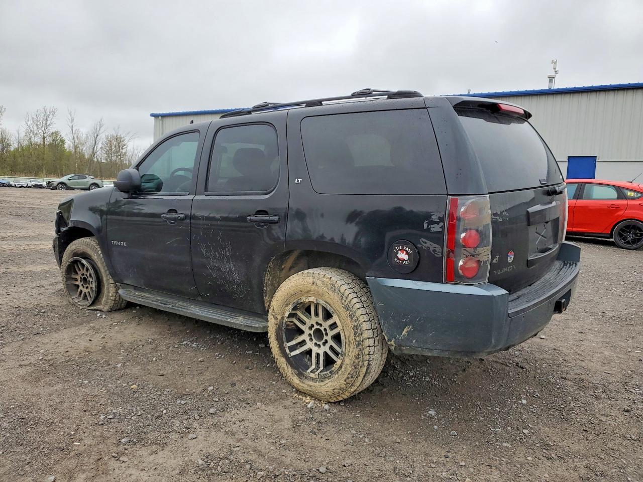 2012 Chev Tahoe - Image 2