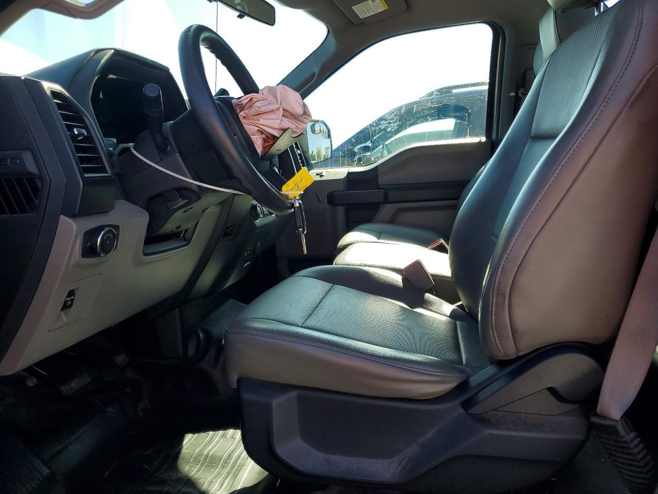 2015 Ford F150 - Фото 7