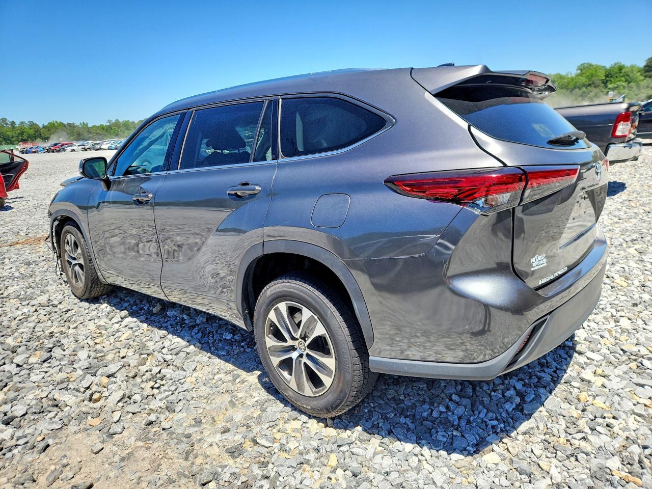 2021 Toyota Highlander Xle - Фото 2