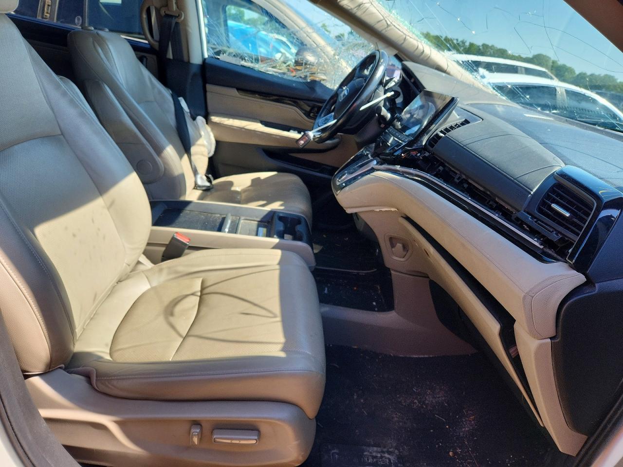 2018 Honda Odyssey Elite - Image 7
