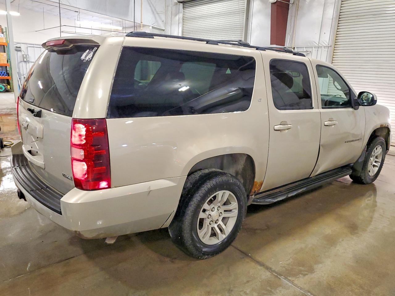 2008 Chevrolet Suburban K1500 Ls - Фото 3