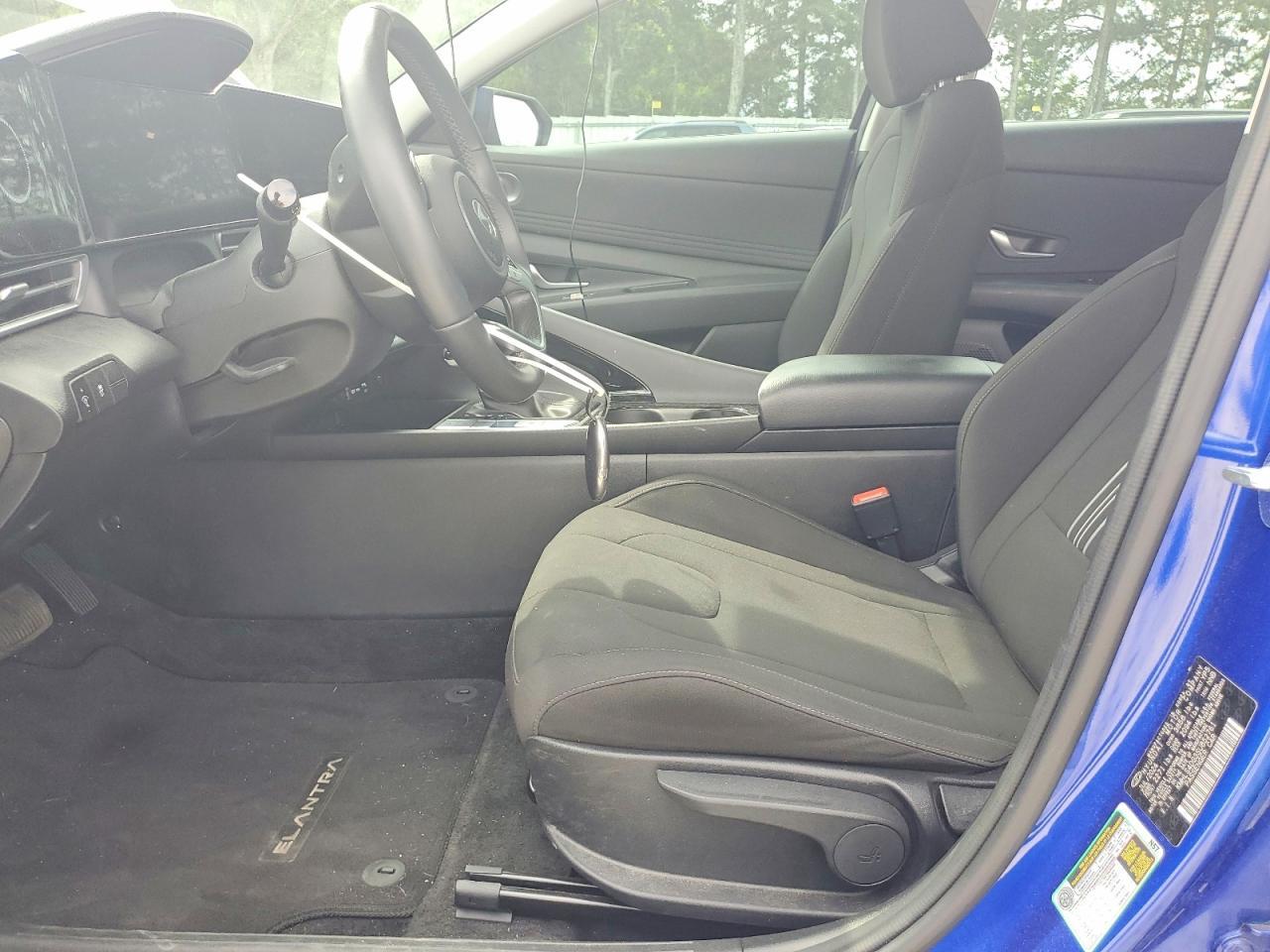 2025 Hyundai Elantra Sel - Фото 7