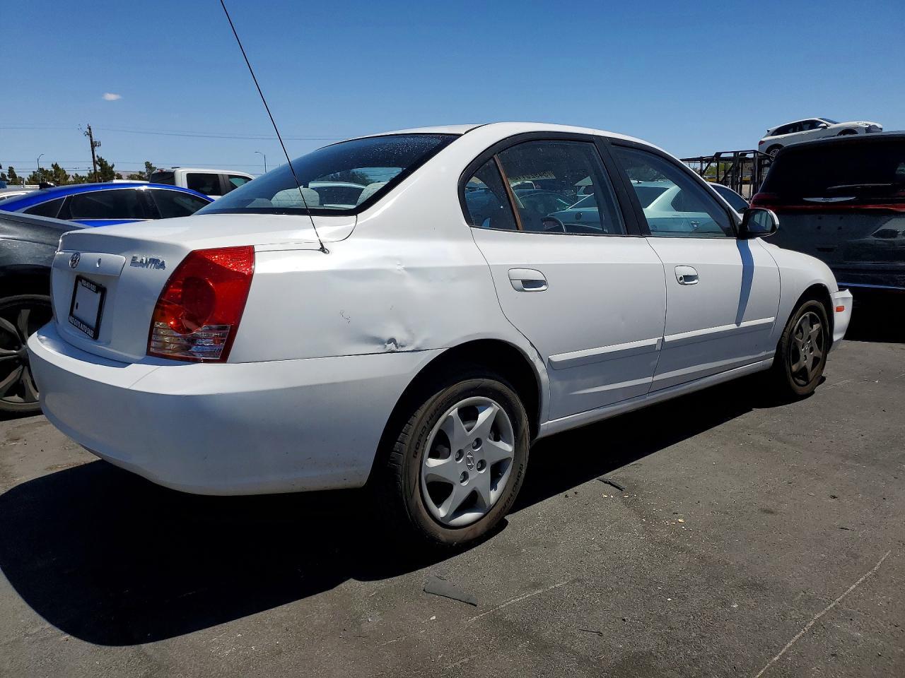 2004 Hyundai Elantra Gls - Image 3
