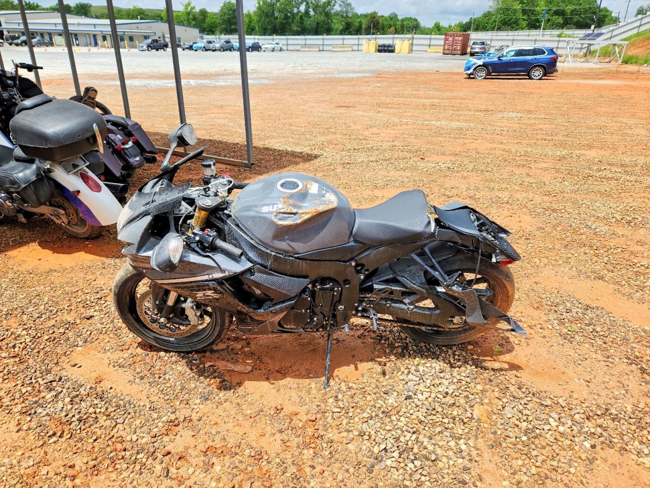 2025 Suzuki Gsx-R750 - Image 3