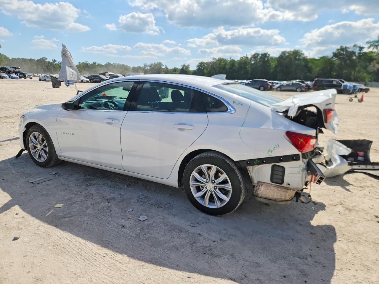 2023 Chevrolet Malibu Lt - Фото 2