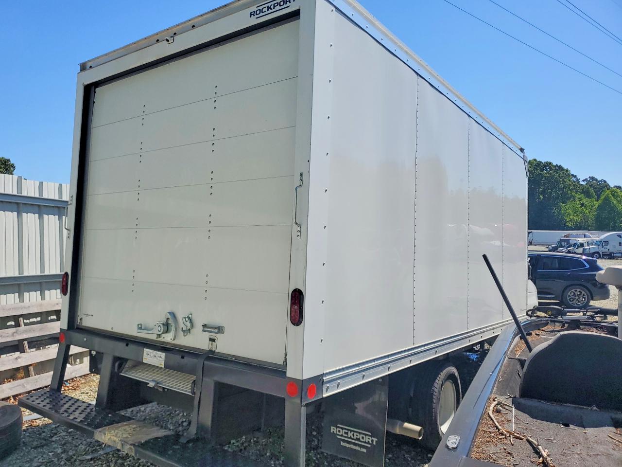2026 Ford E350 - Box Truck - Image 3