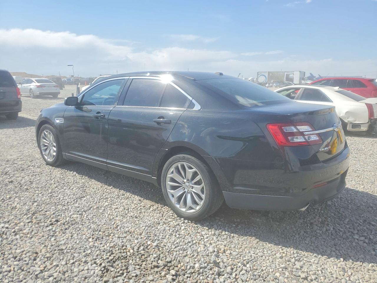 2013 Ford Taurus Limited - Image 2