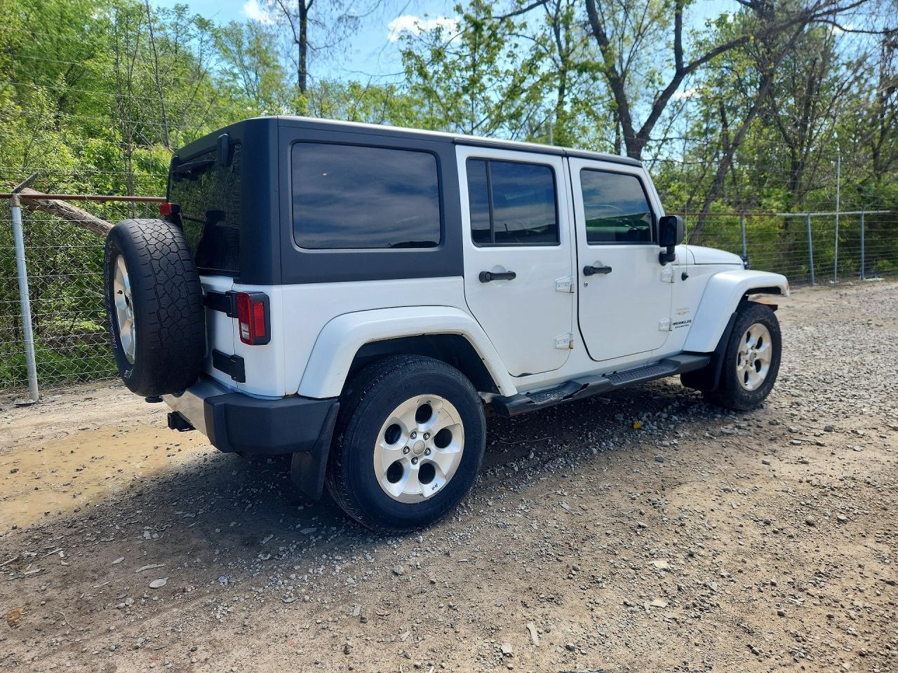 2015 Jeep Wrangler Unlimited Sahara - Фото 3