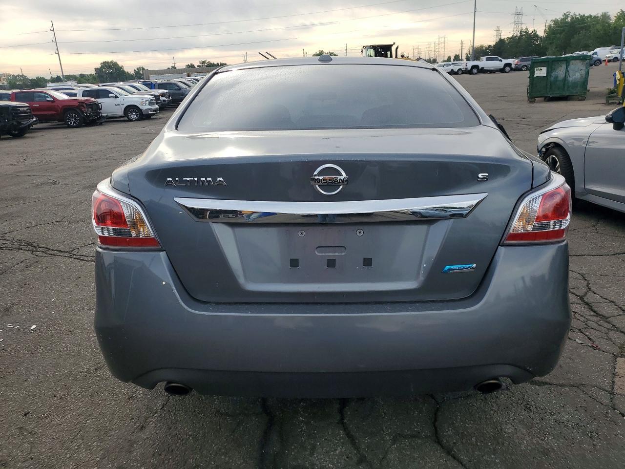 2014 Nissan Altima 2.5 S - Фото 6