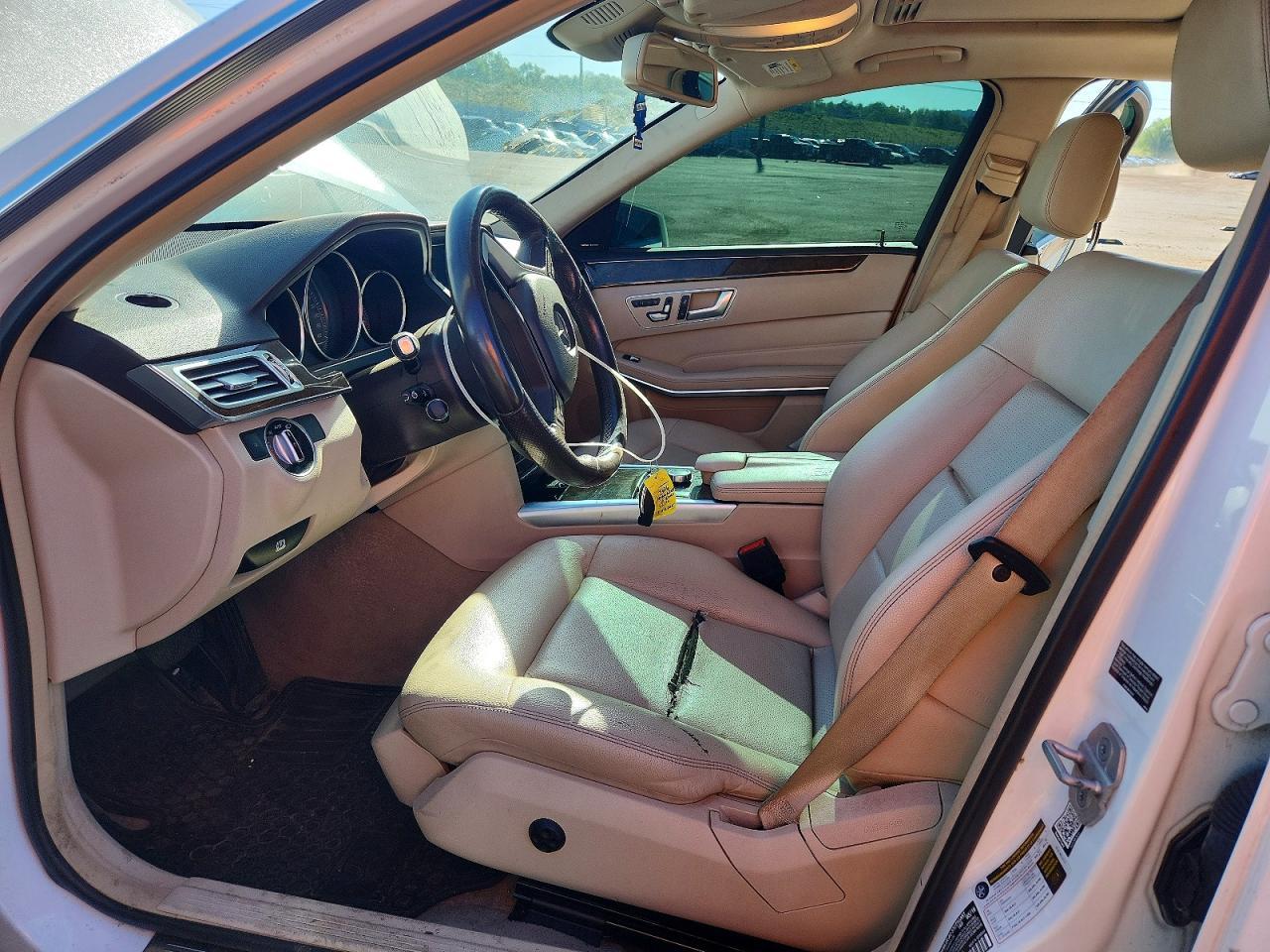 2016 Mercedes-Benz E 350 4Matic - Image 7