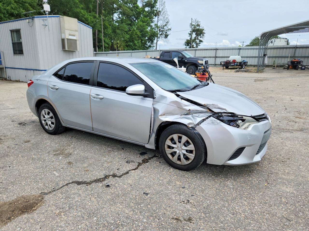 2015 Toyota Corolla L - Image 4