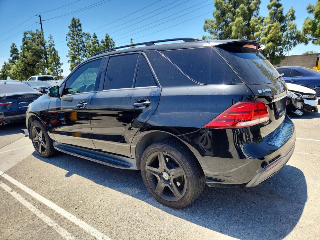 2017 Mercedes-Benz Gle 400 4Matic - Image 2