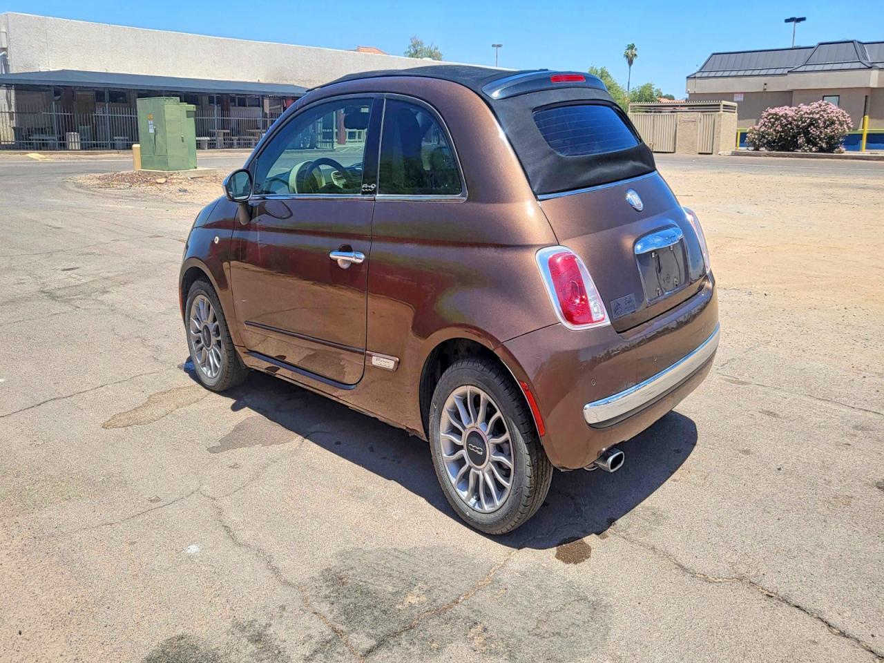 2012 Fiat 500 Lounge - Image 3