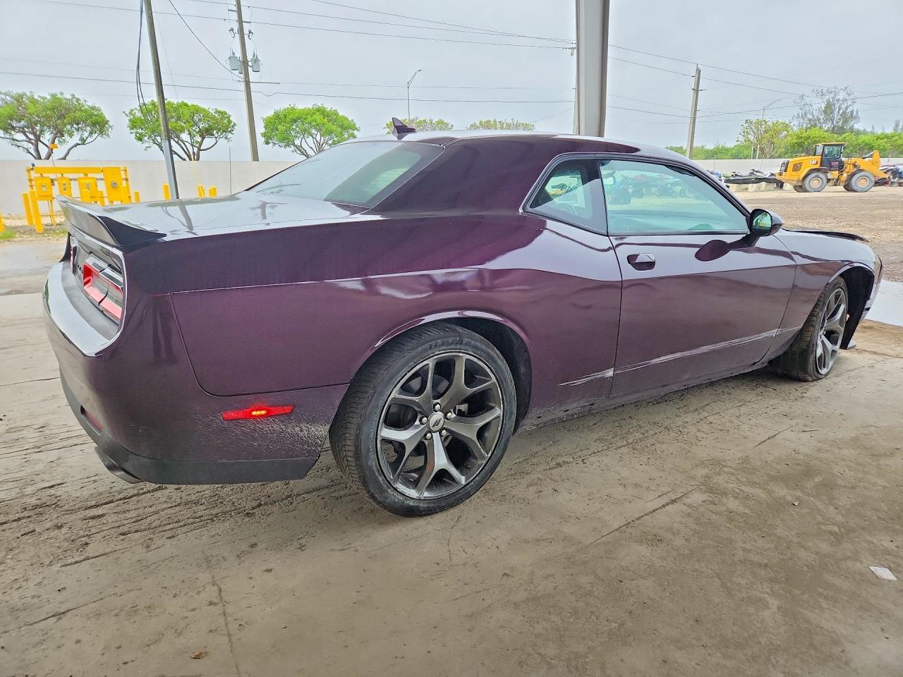 2022 Dodge Challenger R - Image 3
